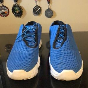 Air Jordan Futures (BLUE)